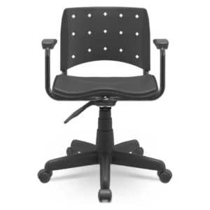 Cadeira de escritório giratória Shine em polipropileno preto, com braços fixos e base de 5 pontas com rodízios.