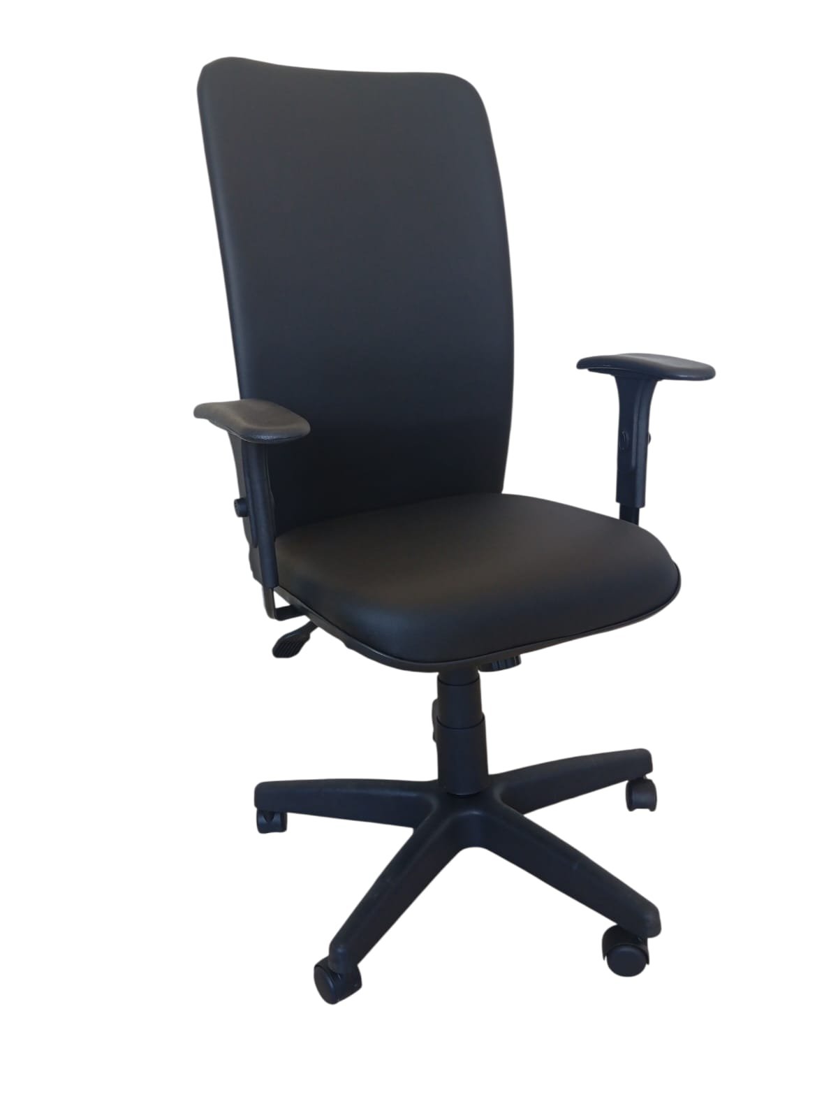 Cadeira Presidente Luxo Corino Preto Premium