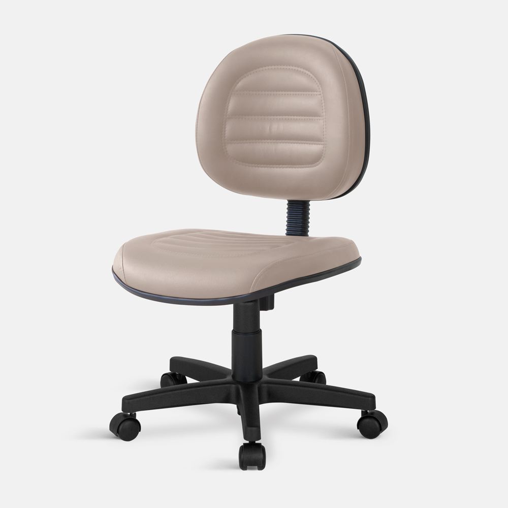 Cadeira Executiva Soberana Giratória Ergonômica NR-17