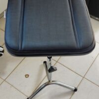 Tripé Apoio de Perna Regulável para Manicure, Pedicure e Podologia | 15 Cores — Cadeira Escritório IND photo review