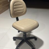 Cadeira Executiva Belluno Giratória em Couro Sintético com Regulagem de Altura | Escritório, Home Office e Recepção — Cadeira Escritório IND photo review
