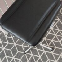 Tripé Apoio de Perna Regulável para Manicure, Pedicure e Podologia | 15 Cores — Cadeira Escritório IND photo review