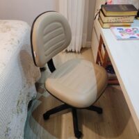 Cadeira Executiva Belluno Giratória em Couro Sintético com Regulagem de Altura | Escritório, Home Office e Recepção — Cadeira Escritório IND photo review