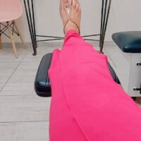 Tripé Apoio de Perna Regulável para Manicure, Pedicure e Podologia | 15 Cores — Cadeira Escritório IND photo review