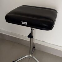 Tripé Apoio de Perna Regulável para Manicure, Pedicure e Podologia | 15 Cores — Cadeira Escritório IND photo review