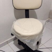Mocho Giratório com Encosto e Regulagem a Gás | Estética, Massagem, Tatuagem e Consultório | 13 Cores — Cadeira Escritório IND photo review
