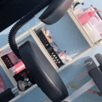 Mocho Giratório com Encosto e Regulagem a Gás | Estética, Massagem, Tatuagem e Consultório | 13 Cores — Cadeira Escritório IND photo review