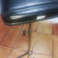 Tripé Apoio de Perna Regulável para Manicure, Pedicure e Podologia | 15 Cores — Cadeira Escritório IND photo review