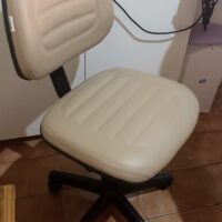 Cadeira Executiva Belluno Giratória em Couro Sintético com Regulagem de Altura | Escritório, Home Office e Recepção — Cadeira Escritório IND photo review