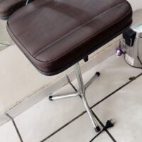 Tripé Apoio de Perna Regulável para Manicure, Pedicure e Podologia | 15 Cores — Cadeira Escritório IND photo review
