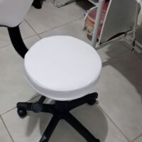 Mocho Verona Giratório sem Encosto com Regulagem a Gás | Estética, Tatuagem, Clínica e Laboratório | 16 Cores — Cadeira Escritório IND photo review
