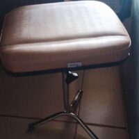 Tripé Apoio de Perna Regulável para Manicure, Pedicure e Podologia | 15 Cores — Cadeira Escritório IND photo review