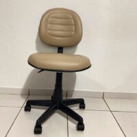 Cadeira Executiva Belluno Giratória em Couro Sintético com Regulagem de Altura | Escritório, Home Office e Recepção — Cadeira Escritório IND photo review
