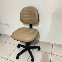 Cadeira Executiva Belluno Giratória em Couro Sintético com Regulagem de Altura | Escritório, Home Office e Recepção — Cadeira Escritório IND photo review