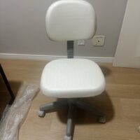 Mocho Profissional para Bancada Baixa — Entrada da Linha, sem Aro | Acabamento Cinza, Altura 44–54 cm, 110 kg | 31 Cores — Cadeira Escritório IND photo review