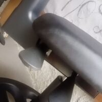 Mocho com Aro de Apoio para os Pés — para Bancada Alta, Maca e Cadeira de Paciente | Encosto Regulável, Acabamento Preto, 135 kg | 19 Cores — Cadeira Escritório IND photo review