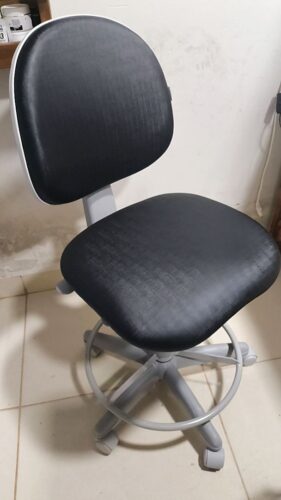 Cadeira Giratória para Nail Designer e Manicure com Encosto e Regulagem a Gás | 28 Cores — Cadeira Escritório IND photo review