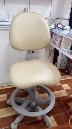 Cadeira Giratória para Nail Designer e Manicure com Encosto e Regulagem a Gás | 28 Cores — Cadeira Escritório IND photo review