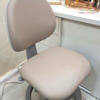 Cadeira Giratória para Nail Designer e Manicure com Encosto e Regulagem a Gás | 28 Cores — Cadeira Escritório IND photo review