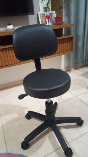 Mocho Giratório com Encosto e Regulagem a Gás | Estética, Massagem, Tatuagem e Consultório | 13 Cores — Cadeira Escritório IND photo review
