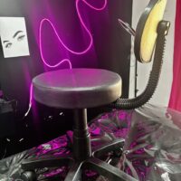 Mocho Verona Giratório sem Encosto com Regulagem a Gás | Estética, Tatuagem, Clínica e Laboratório | 16 Cores — Cadeira Escritório IND photo review