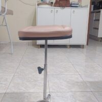 Tripé Apoio de Perna Regulável para Manicure, Pedicure e Podologia | 15 Cores — Cadeira Escritório IND photo review