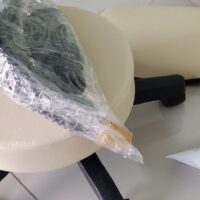 Mocho Giratório com Encosto e Regulagem a Gás | Estética, Massagem, Tatuagem e Consultório | 13 Cores — Cadeira Escritório IND photo review