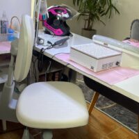 Mocho com Encosto de Regulagem em Profundidade — para Quem Divide o Mocho ou Tem Tronco Curto/Longo | Acabamento Cinza, 135 kg | 24 Cores — Cadeira Escritório IND photo review