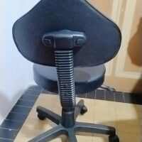 Mocho Verona Giratório sem Encosto com Regulagem a Gás | Estética, Tatuagem, Clínica e Laboratório | 16 Cores — Cadeira Escritório IND photo review