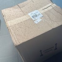 Mocho com Encosto de Regulagem em Profundidade — para Quem Divide o Mocho ou Tem Tronco Curto/Longo | Acabamento Cinza, 135 kg | 24 Cores — Cadeira Escritório IND photo review