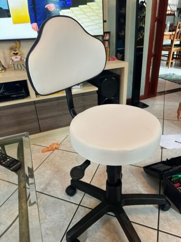 Mocho Verona Giratório sem Encosto com Regulagem a Gás | Estética, Tatuagem, Clínica e Laboratório | 16 Cores — Cadeira Escritório IND photo review