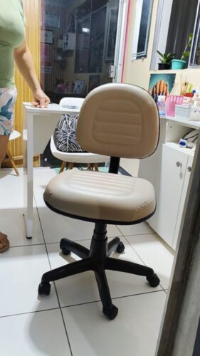 Cadeira Executiva Belluno Giratória em Couro Sintético com Regulagem de Altura | Escritório, Home Office e Recepção — Cadeira Escritório IND photo review
