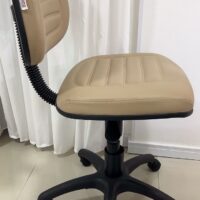 Cadeira Executiva Belluno Giratória em Couro Sintético com Regulagem de Altura | Escritório, Home Office e Recepção — Cadeira Escritório IND photo review