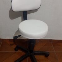Mocho Verona Giratório sem Encosto com Regulagem a Gás | Estética, Tatuagem, Clínica e Laboratório | 16 Cores — Cadeira Escritório IND photo review