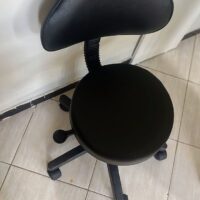 Mocho Verona Giratório sem Encosto com Regulagem a Gás | Estética, Tatuagem, Clínica e Laboratório | 16 Cores — Cadeira Escritório IND photo review