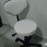 Mocho Verona Giratório sem Encosto com Regulagem a Gás | Estética, Tatuagem, Clínica e Laboratório | 16 Cores — Cadeira Escritório IND photo review