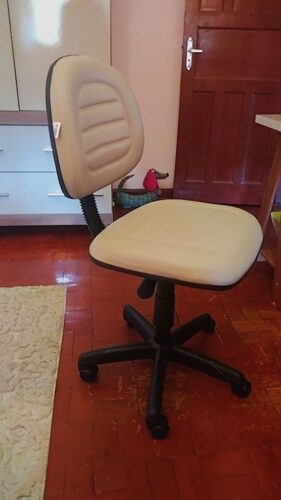 Cadeira Executiva Belluno Giratória em Couro Sintético com Regulagem de Altura | Escritório, Home Office e Recepção — Cadeira Escritório IND photo review