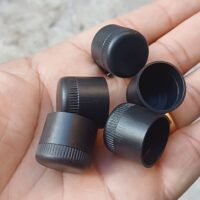 Ponteira Externa Redonda 3/4" 18mm para Pé de Cadeira e Banqueta | Preta ou Branca — Cadeira Escritório IND photo review