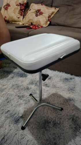 Tripé Apoio de Perna Regulável para Manicure, Pedicure e Podologia | 15 Cores — Cadeira Escritório IND photo review