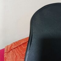 Mocho Verona Giratório sem Encosto com Regulagem a Gás | Estética, Tatuagem, Clínica e Laboratório | 16 Cores — Cadeira Escritório IND photo review