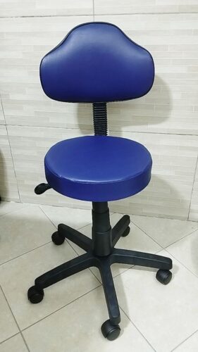 Mocho Verona Giratório sem Encosto com Regulagem a Gás | Estética, Tatuagem, Clínica e Laboratório | 16 Cores — Cadeira Escritório IND photo review