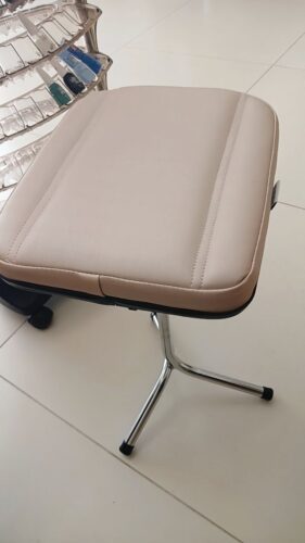 Tripé Apoio de Perna Regulável para Manicure, Pedicure e Podologia | 15 Cores — Cadeira Escritório IND photo review