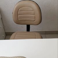Cadeira Executiva Belluno Giratória em Couro Sintético com Regulagem de Altura | Escritório, Home Office e Recepção — Cadeira Escritório IND photo review