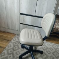 Cadeira Executiva Belluno Giratória em Couro Sintético com Regulagem de Altura | Escritório, Home Office e Recepção — Cadeira Escritório IND photo review
