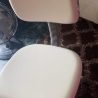 Mocho Profissional para Bancada Baixa — Entrada da Linha, sem Aro | Acabamento Cinza, Altura 44–54 cm, 110 kg | 31 Cores — Cadeira Escritório IND photo review