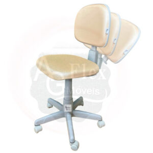 Mocho ergonômico com encosto de regulagem em profundidade e acabamento cinza